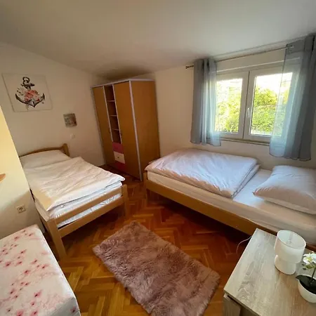 Apartman Orangerie